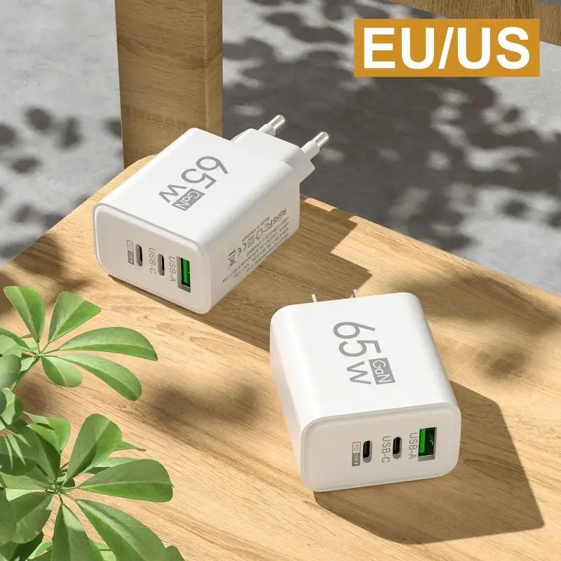 Universal 3-Port Travel GaN Charger